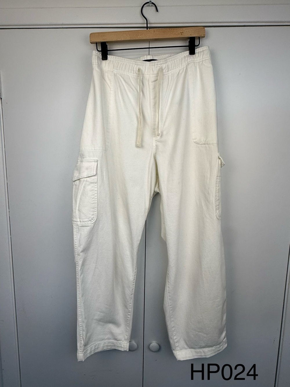 Gap Mid Rise Easy Cargo Jeans Bright White XXL